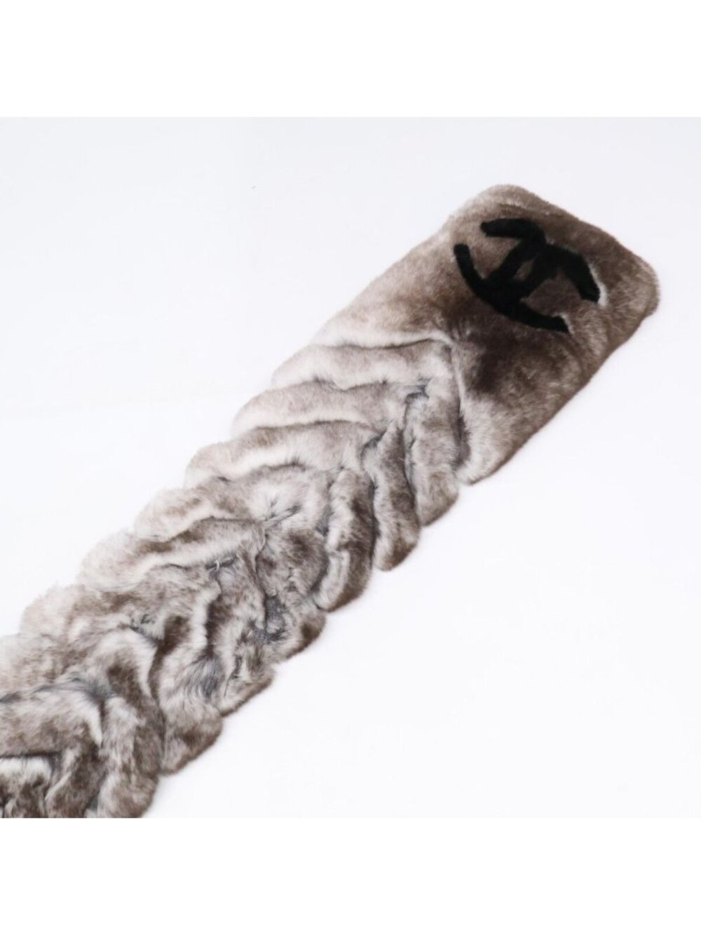 Chanel Orirag Cashmere Alpaca CC Logo Scarf on Both Ends - Picture 4 of 12